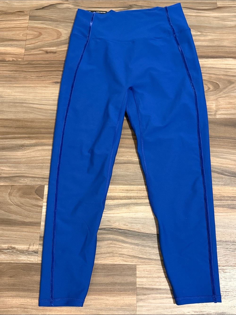 YPB Abercrombie Women's L Short Ultra High Rise Sculptlux Leggings Blue NWT